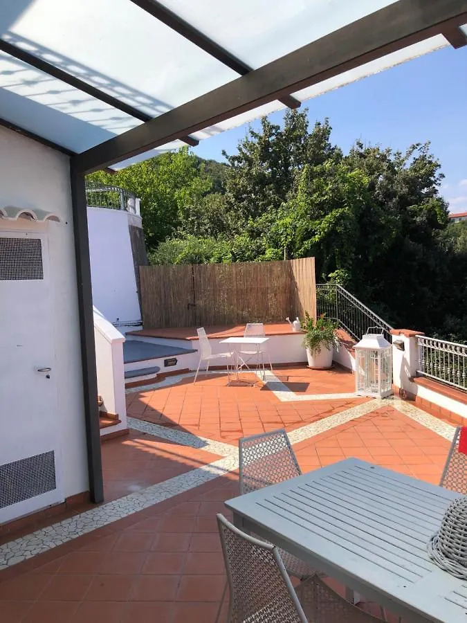 Azzuleo Apartment Voze Italien